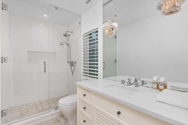  Single Family Homes Photo 31:  Palm Beach,  FL 33480