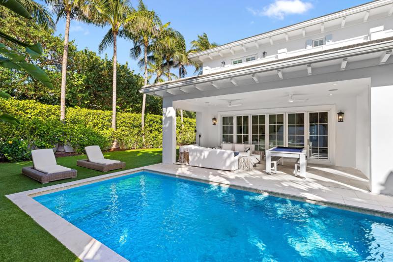  Single Family Homes Photo 48:  Palm Beach,  FL 33480