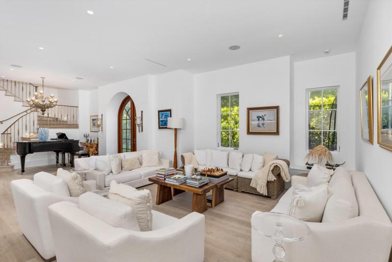  Single Family Homes Photo 5:  Palm Beach,  FL 33480