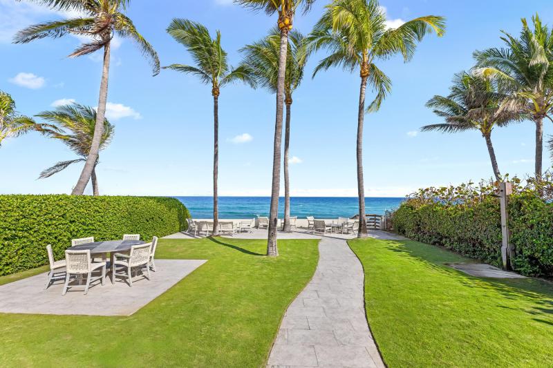  Single Family Homes Photo 55:  Palm Beach,  FL 33480