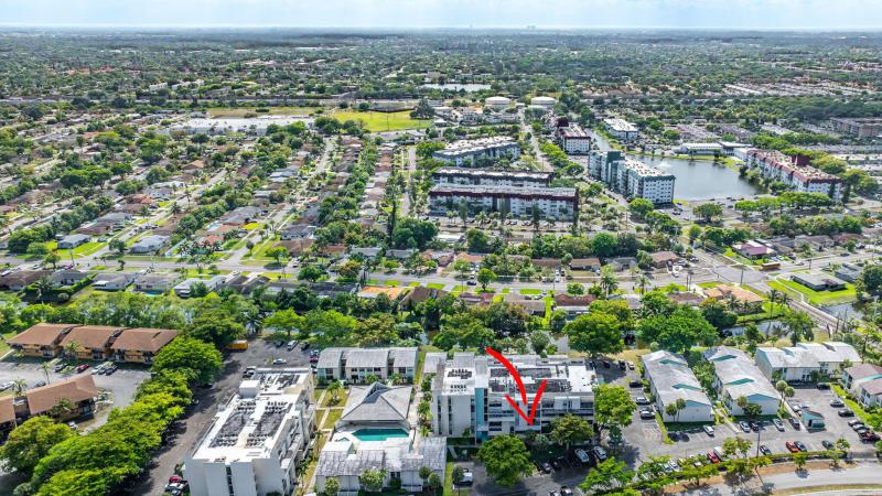 Condo & Townhome Photos