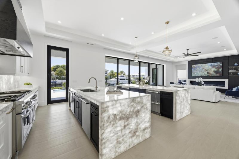  Single Family Homes Photo 14:  North Palm Beach,  FL 33408