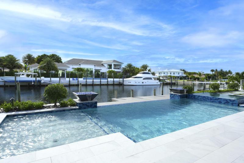  Single Family Homes Photo 47:  North Palm Beach,  FL 33408