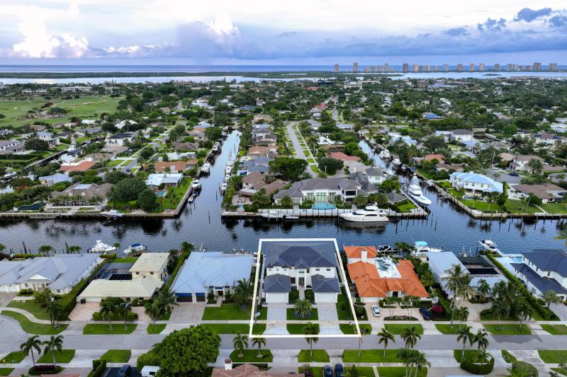  Single Family Homes Photo 60:  North Palm Beach,  FL 33408