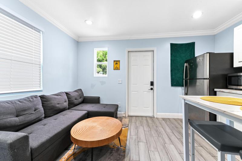 Duplex, Triplex and Fourplex Images