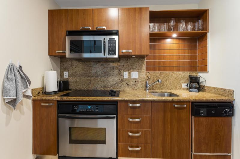  Condo & Townhome Photos