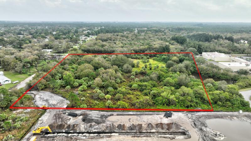  Commercial & Industrial Land Images 