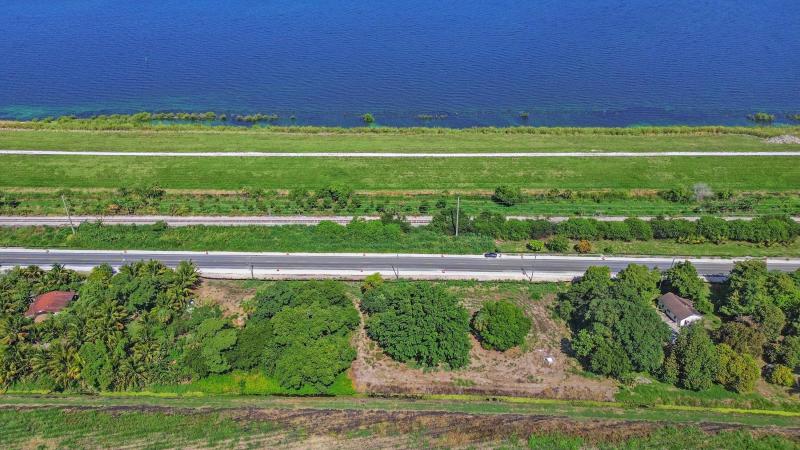  Commercial & Industrial Land Images 