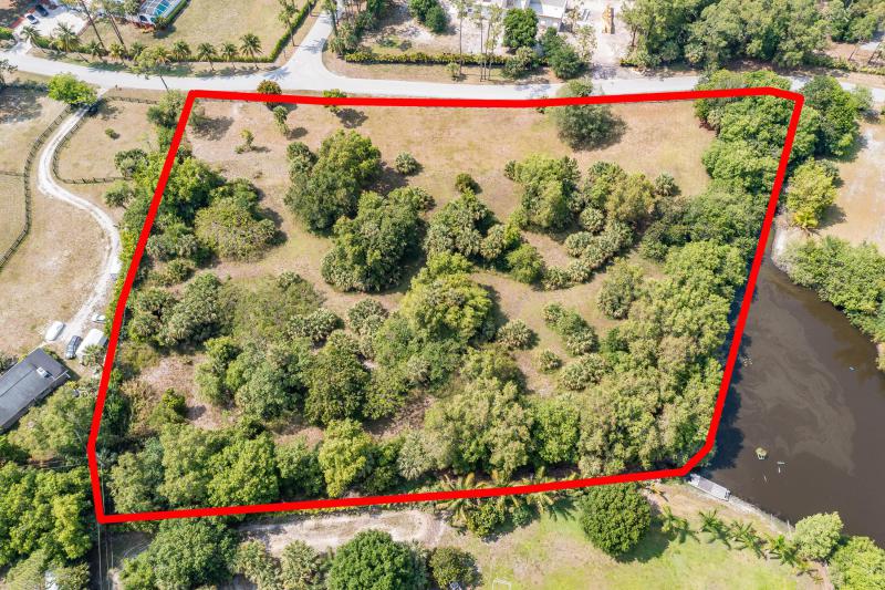  Commercial & Industrial Land Images 