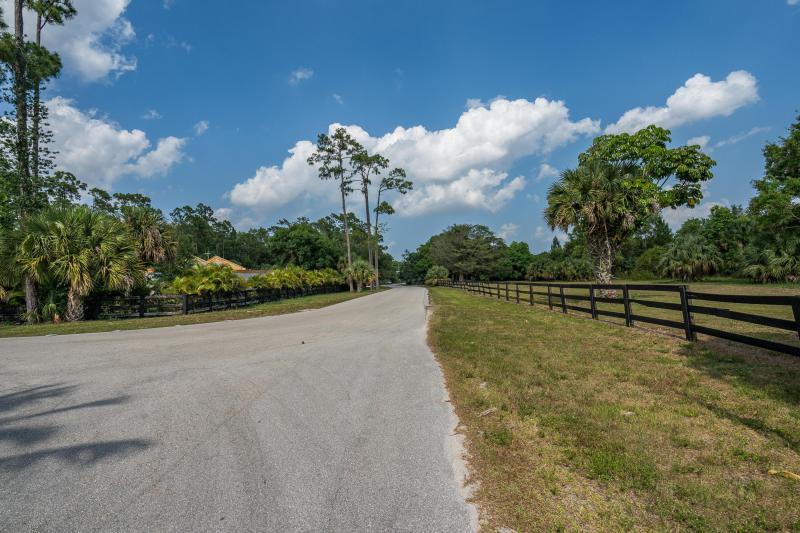  Commercial & Industrial Land Images 