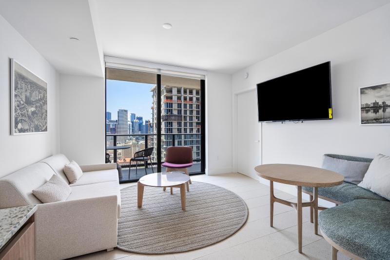  Condo & Townhome Photos