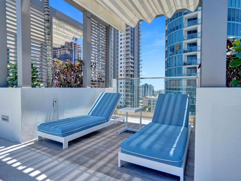  Condo & Townhome Photos