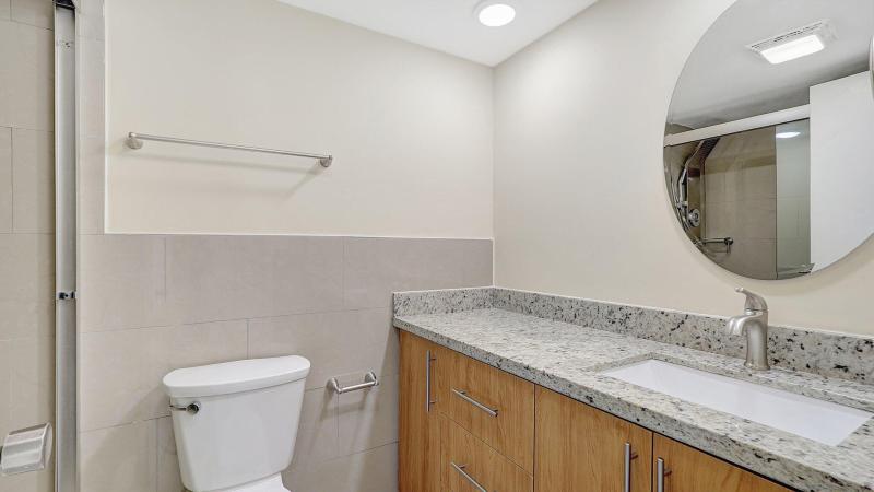 Condo & Townhome Photos
