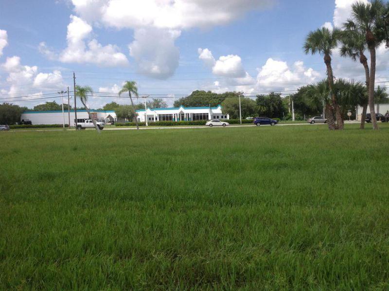  Commercial & Industrial Land Images 