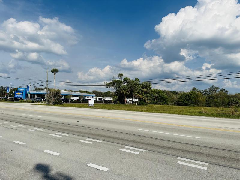  Commercial & Industrial Land Images 