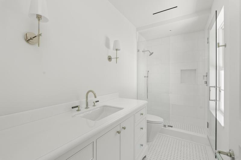  Single Family Homes Photo 15:  Palm Beach,  FL 33480