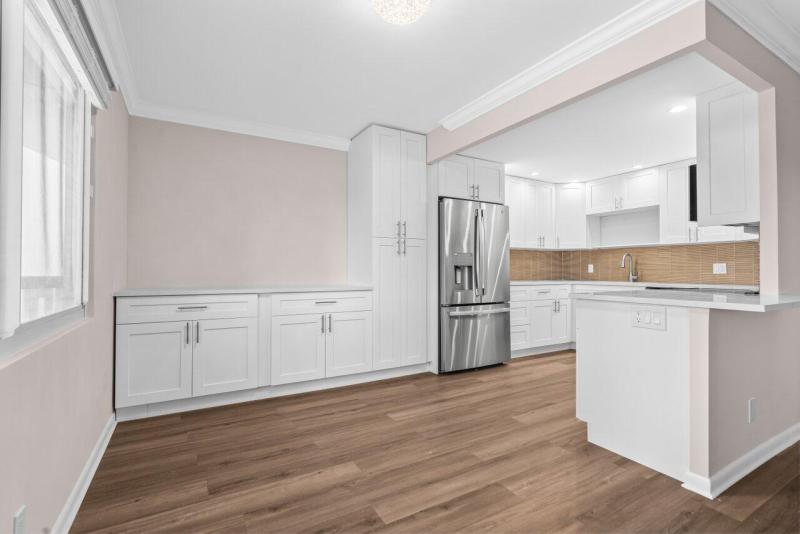  Condo & Townhome Photos