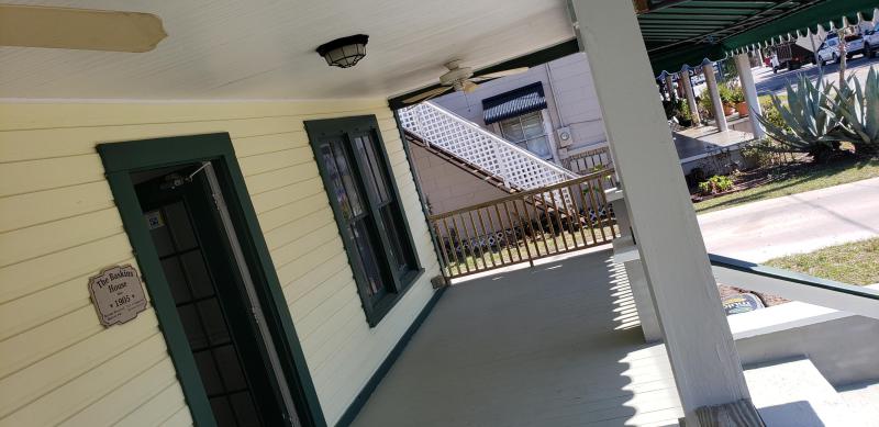 Duplex, Triplex and Fourplex Images