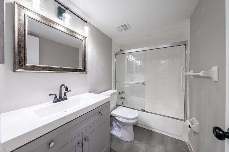  Condo & Townhome Photos