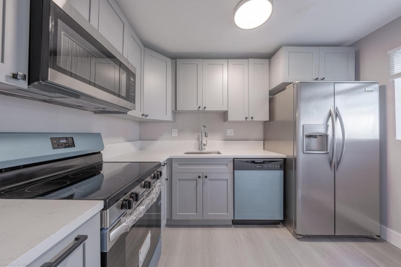  Condo & Townhome Photos