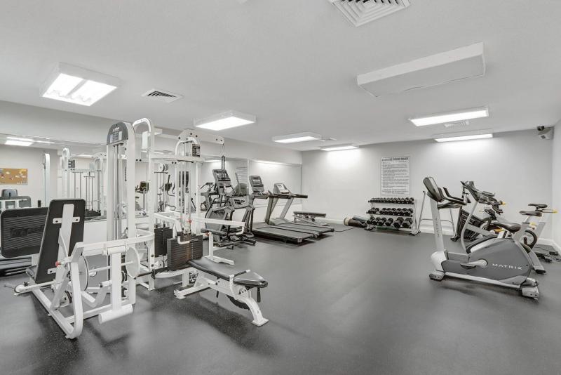  Condo & Townhome Photos