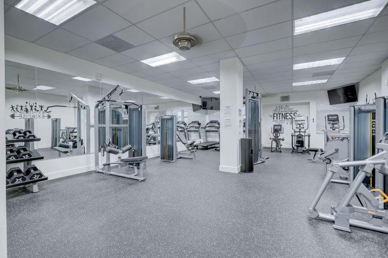  Condo & Townhome Photos