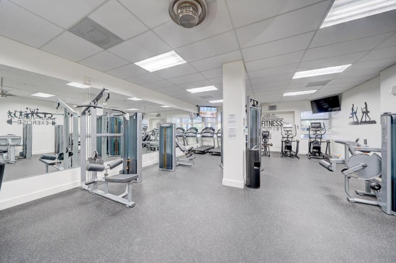  Condo & Townhome Photos