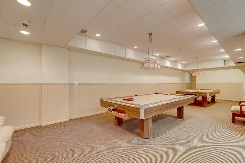  Condo & Townhome Photos