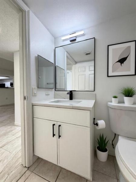  Condo & Townhome Photos