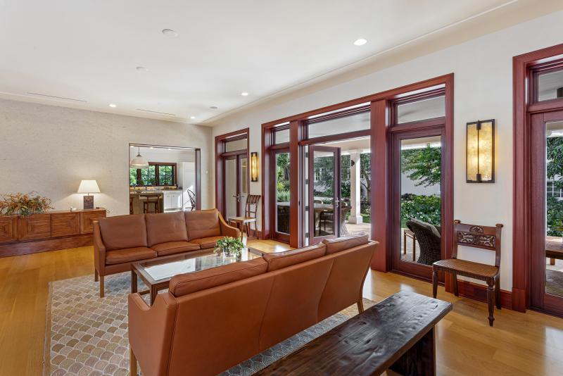  Single Family Homes Photo 10:  Palm Beach,  FL 33480