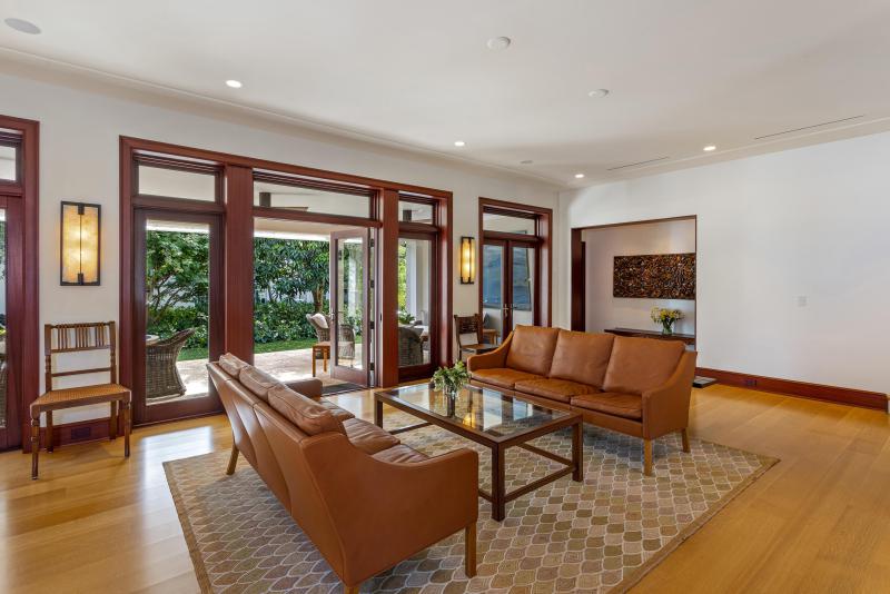  Single Family Homes Photo 12:  Palm Beach,  FL 33480