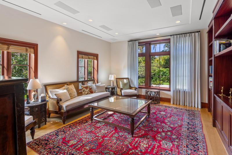  Single Family Homes Photo 15:  Palm Beach,  FL 33480