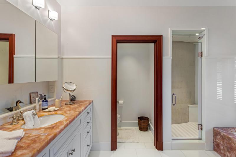  Single Family Homes Photo 22:  Palm Beach,  FL 33480