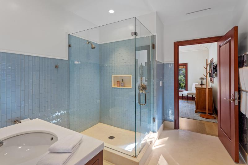  Single Family Homes Photo 24:  Palm Beach,  FL 33480