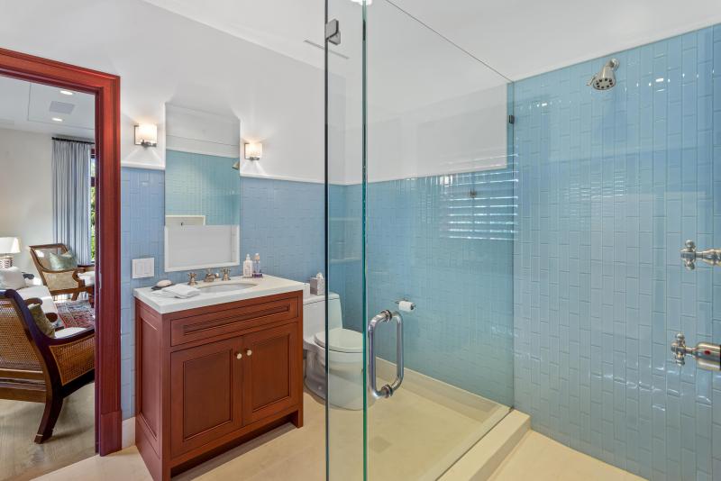  Single Family Homes Photo 25:  Palm Beach,  FL 33480