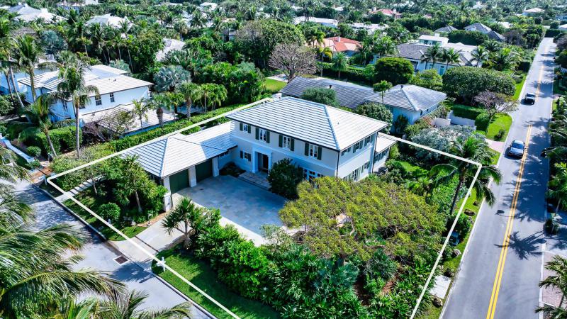  Single Family Homes Photo 3:  Palm Beach,  FL 33480