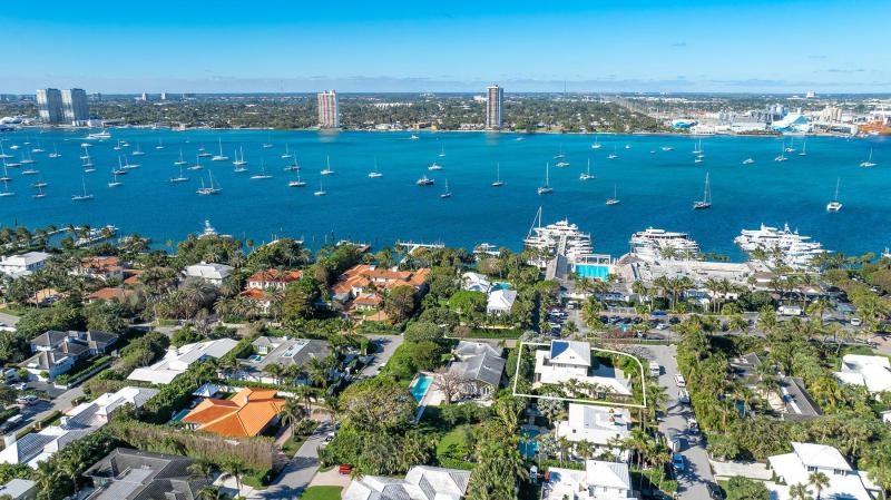  Single Family Homes Photo 37:  Palm Beach,  FL 33480