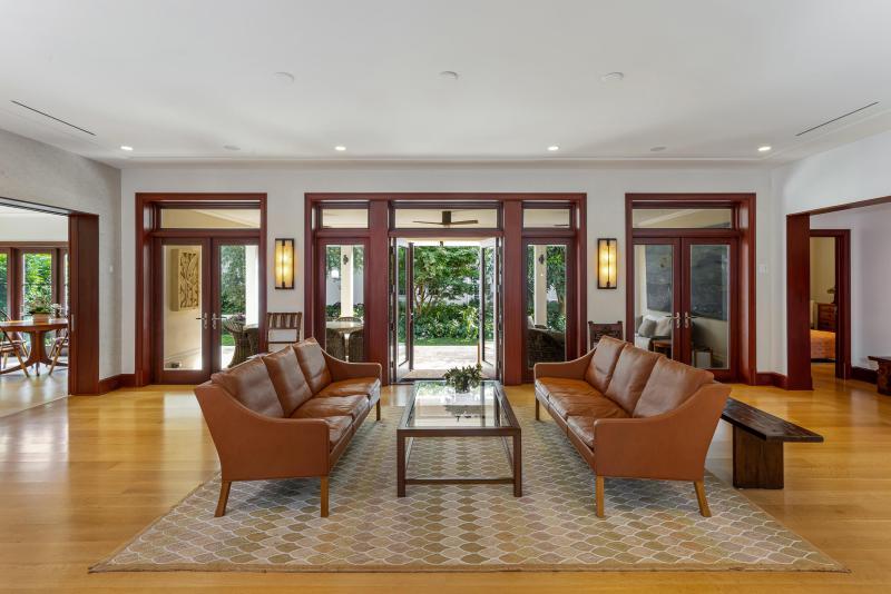  Single Family Homes Photo 8:  Palm Beach,  FL 33480