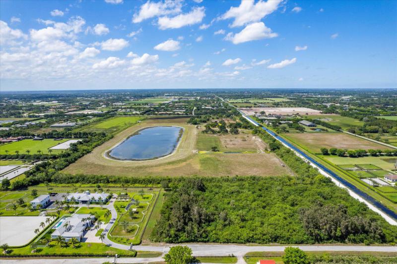  Commercial & Industrial Land Images 
