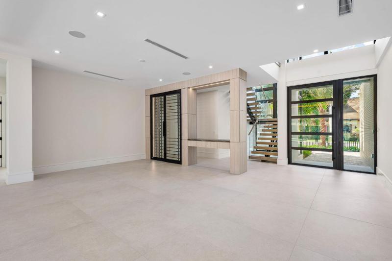  Single Family Homes Photo 10:  Boca Raton,  FL 33432