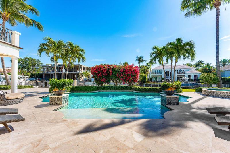  Single Family Homes Photo 39:  Boca Raton,  FL 33432