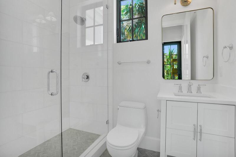  Single Family Homes Photo 16:  West Palm Beach,  FL 33405
