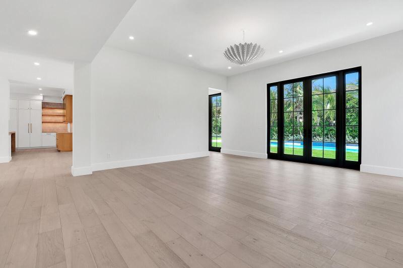  Single Family Homes Photo 6:  West Palm Beach,  FL 33405