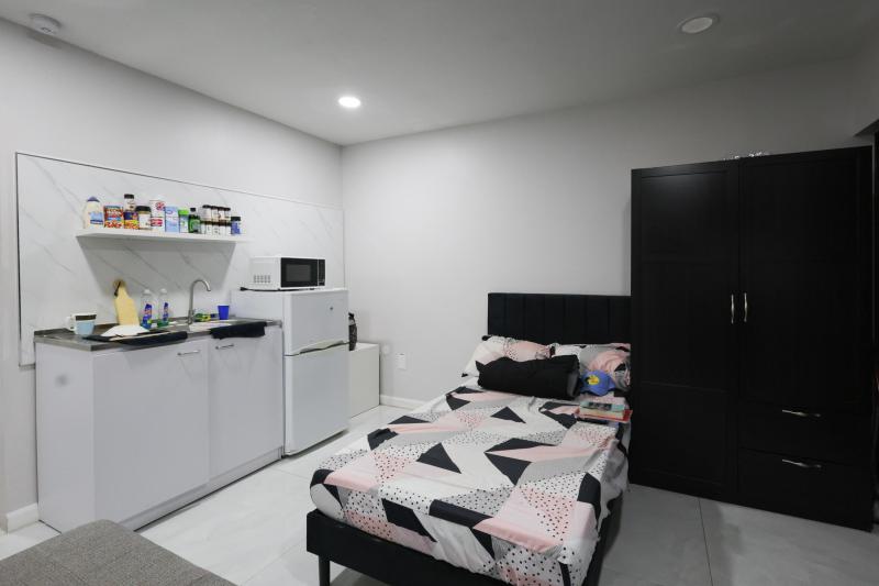  Condo & Townhome Photos