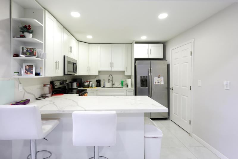  Condo & Townhome Photos