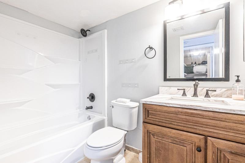 Condo & Townhome Photos