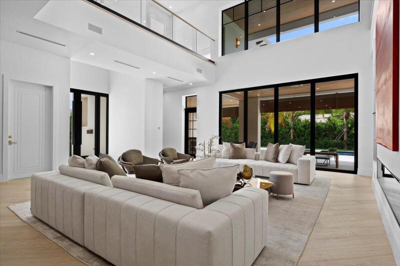  Single Family Homes Photo 14:  West Palm Beach,  FL 33405