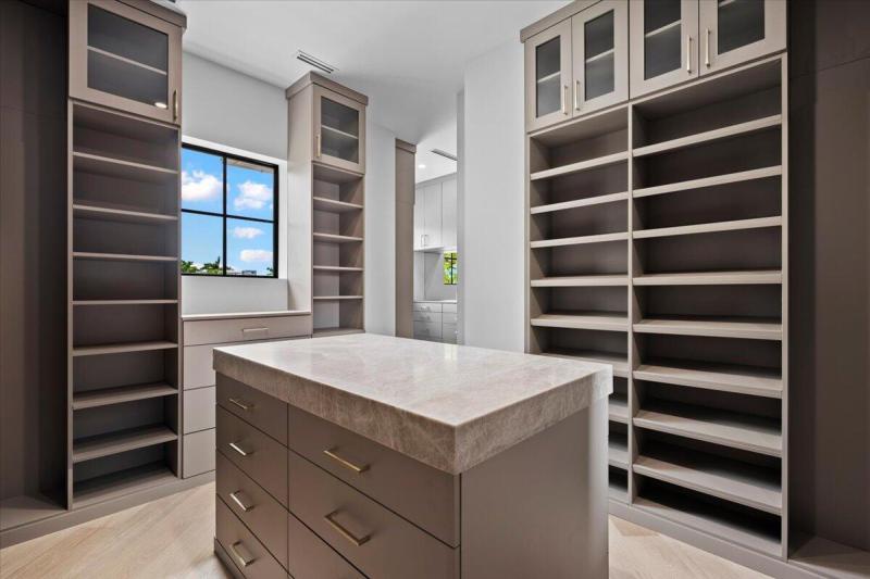  Single Family Homes Photo 71:  West Palm Beach,  FL 33405
