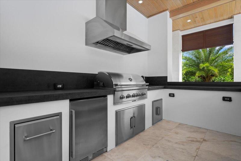  Single Family Homes Photo 8:  West Palm Beach,  FL 33405