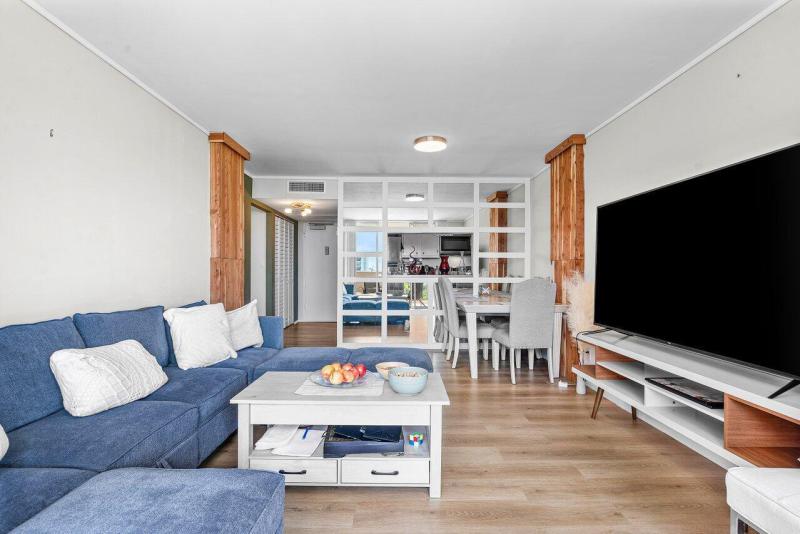  Condo & Townhome Photos